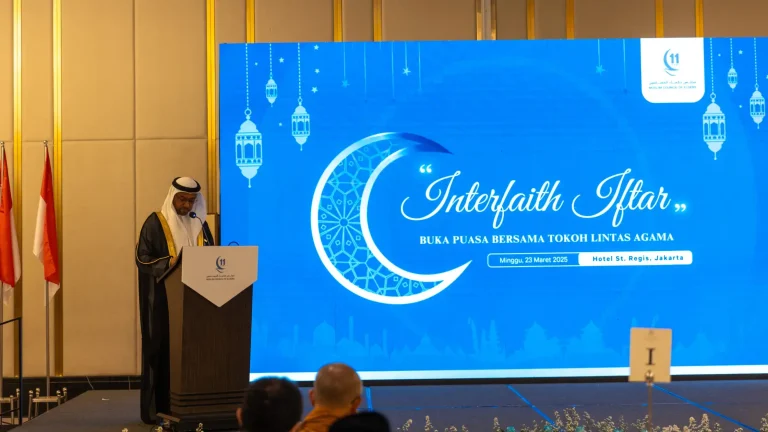 interfaith iftar: buka puasa bersama antar agama