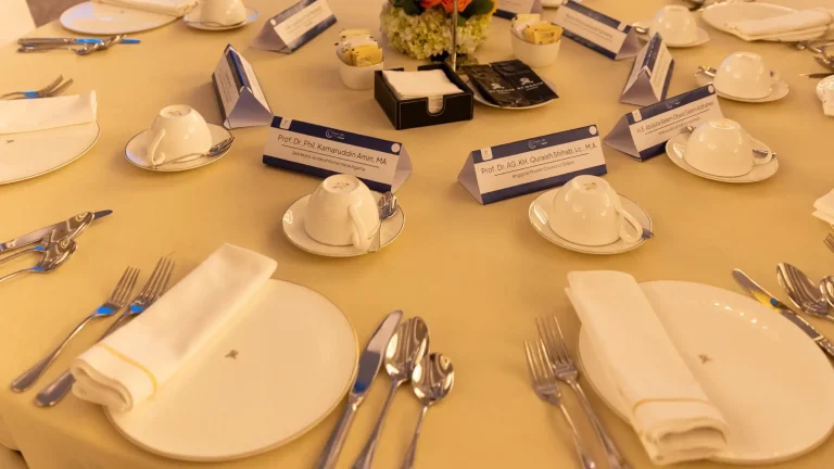 pengertian table manners