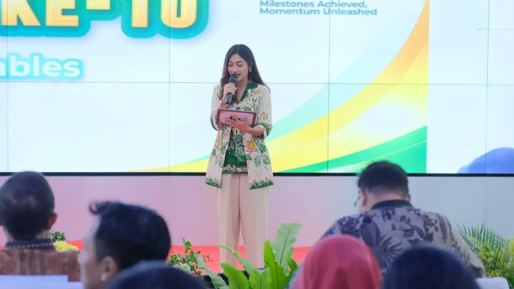 perbedaan mc formal dan non formal