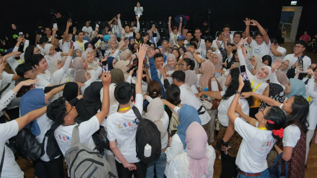 pengertian crowd control